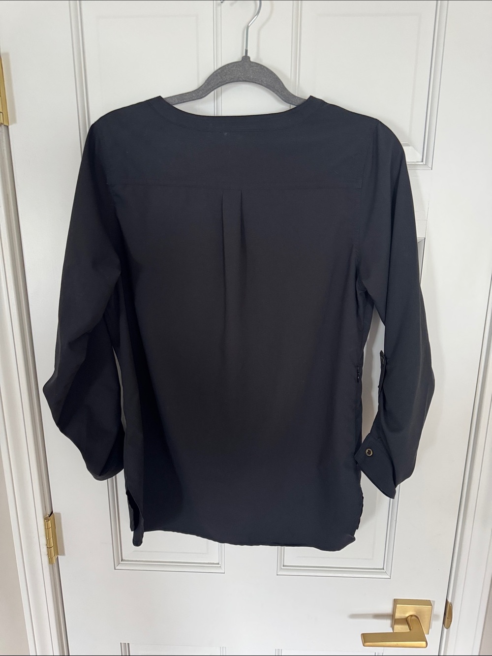 Coolibar Woman’s Black Long-Sleeve Casual Button-Down Shirt UPF 50 fabric - Picture 3 of 3